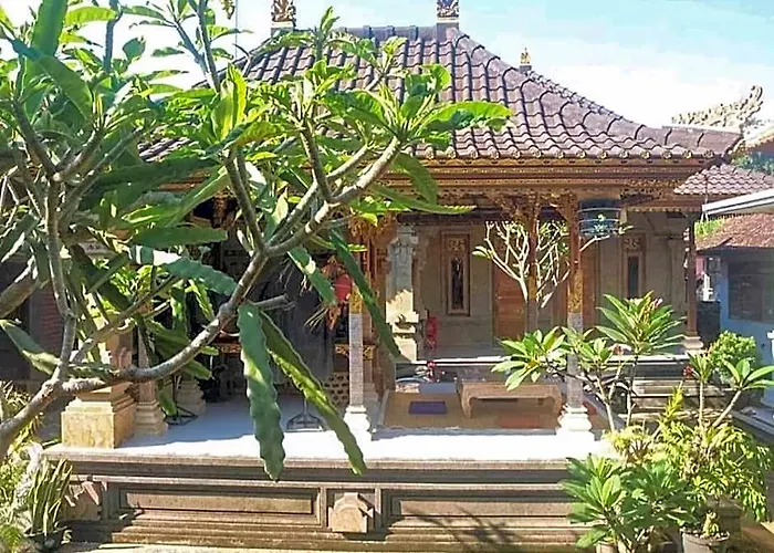 ホテル Dsari Undisan At Desa Wisata Undisan *